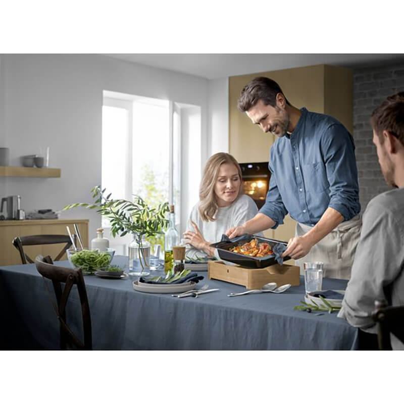 WMF-ESSظرف فر و سرو سایز بزرگ وی ام اف | WMF Fusiontec Casserole with wooden Serving Frame